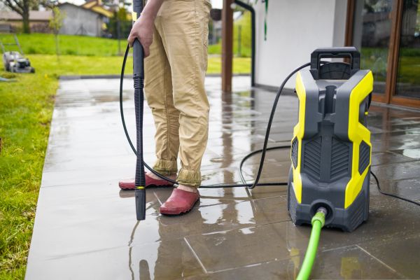 Porch Pressure Washing in Santa Rosa