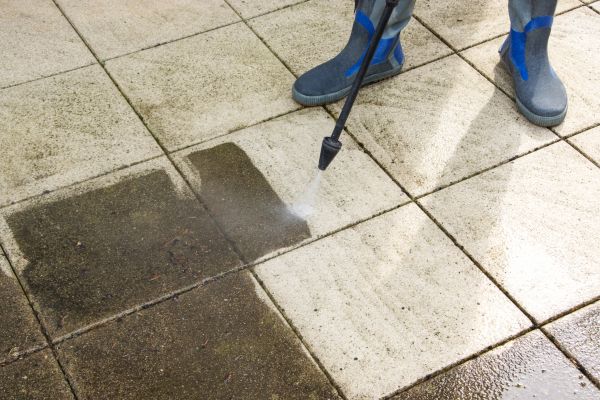 Outdoor Concrete Cleaning in Santa Rosa